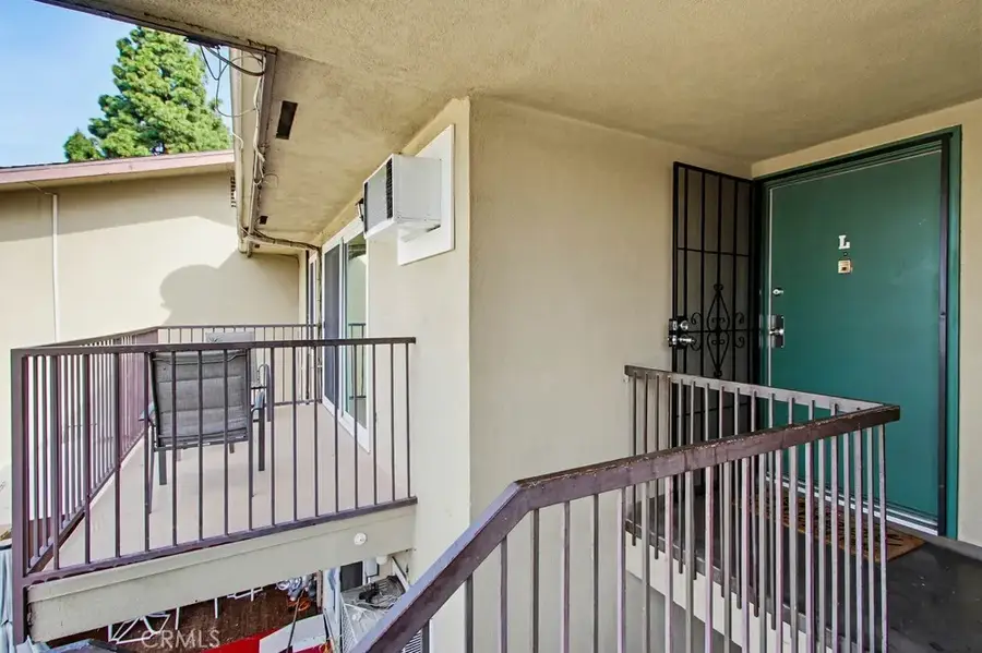 1860 W Glenoaks #L, Anaheim, CA 92801 - #3