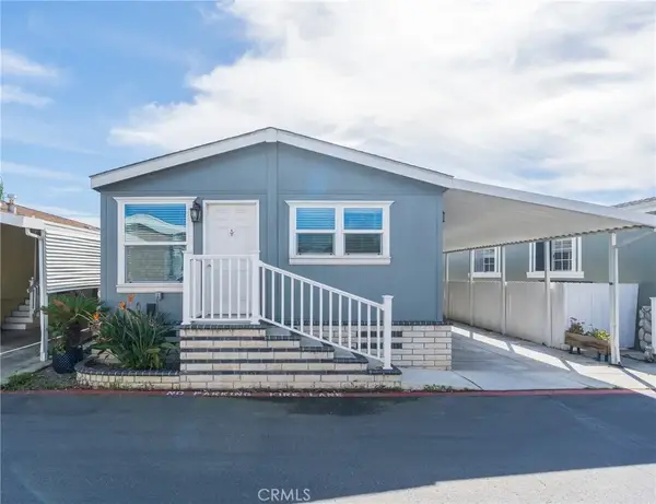 21851 Newland #214, Huntington Beach, CA 92646