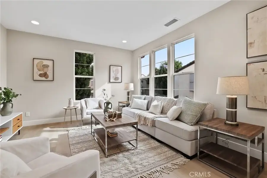 302 Tall Oak, Irvine, CA 92603 - #2