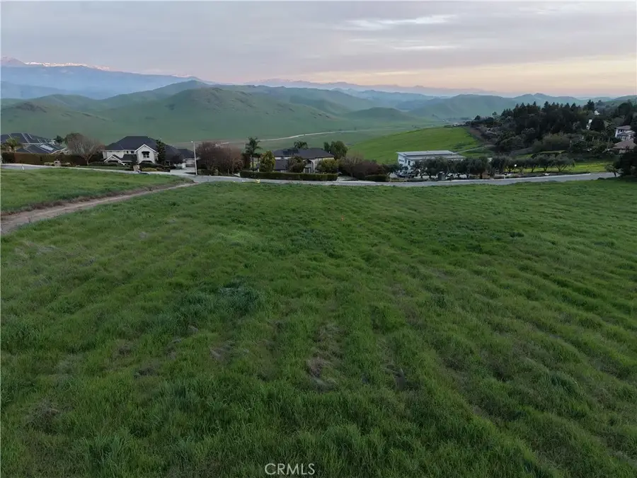 125 High Sierra, Exeter, CA 93221 - #2