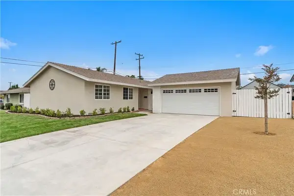 1131 E St. James, Orange, CA 92865