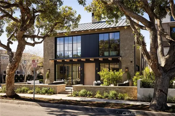 301 Jasmine, Corona Del Mar, CA 92625