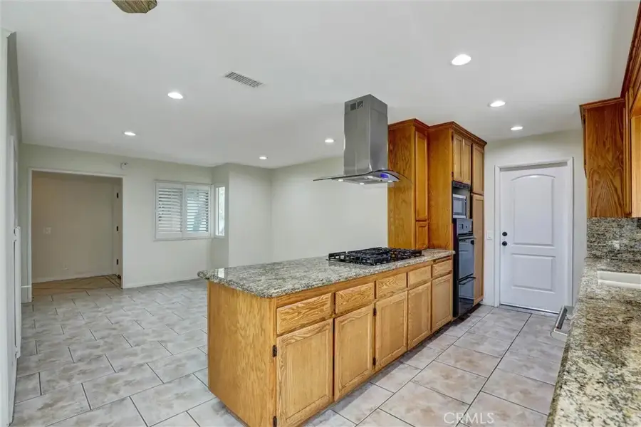 1652 Lance, Tustin, CA 92780 - #3