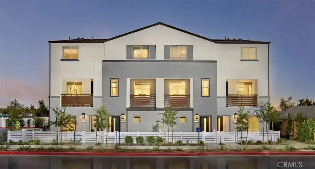 1307 W North Pinecrest Paseo, Ontario, CA 91762 - #1