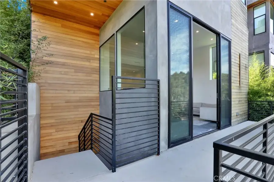 3949 Glenalbyn Drive, Los Angeles, CA 90065 - #2