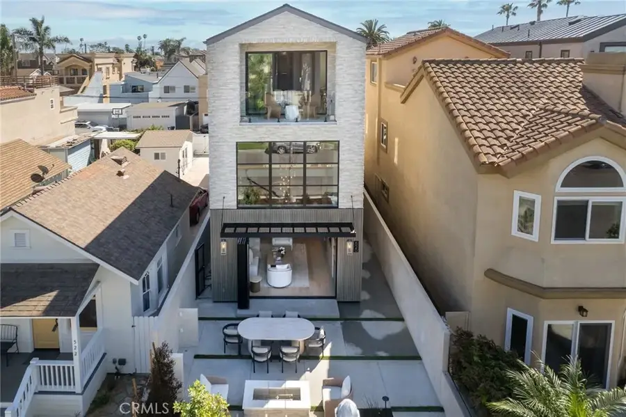 520 11th Street, Huntington Beach, CA 92648 - #2