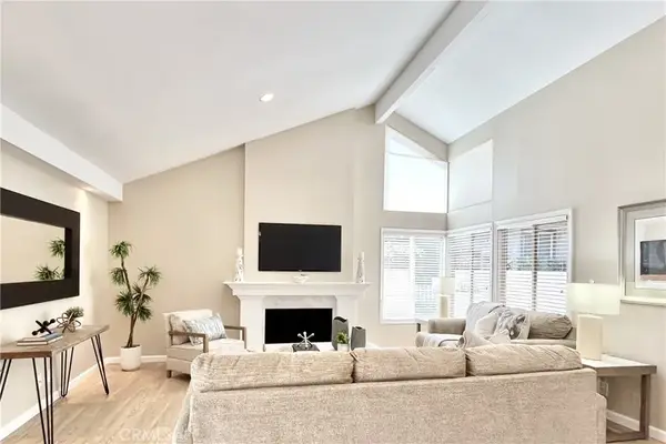 8466 Idlewild, Huntington Beach, CA 92646