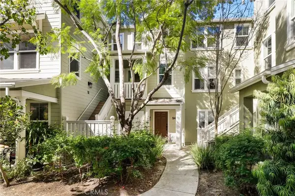 52 Valmont Way, Ladera Ranch, CA 92694