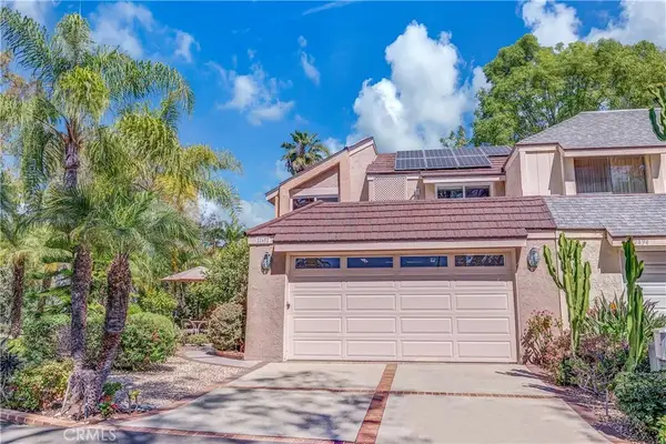 22482 Lake Forest Ln, Lake Forest, CA 92630
