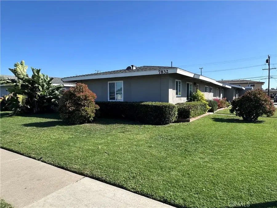 7832 Ronald Drive, Huntington Beach, CA 92647 - #2
