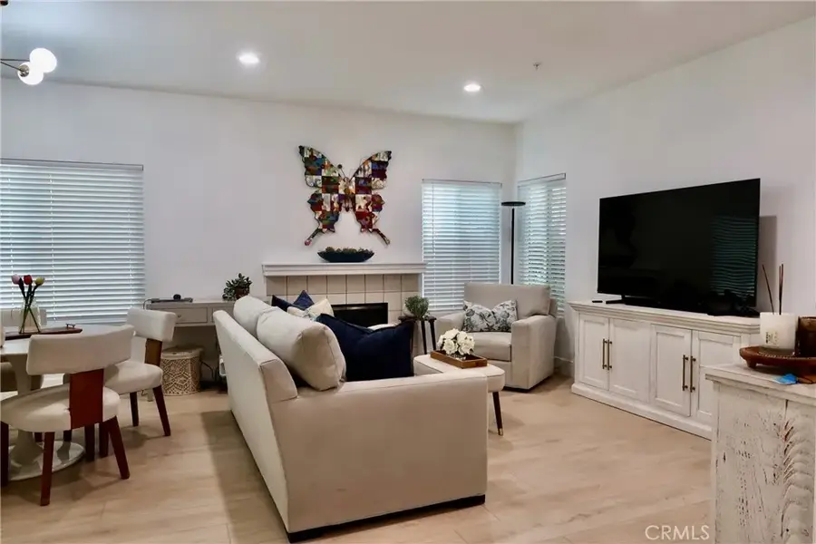 4561 Warner, Huntington Beach, CA 92649 - #2