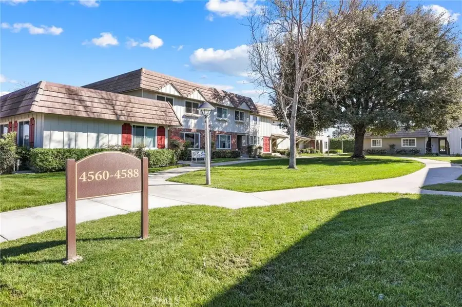 4586 Larwin, Cypress, CA 90630 - #2