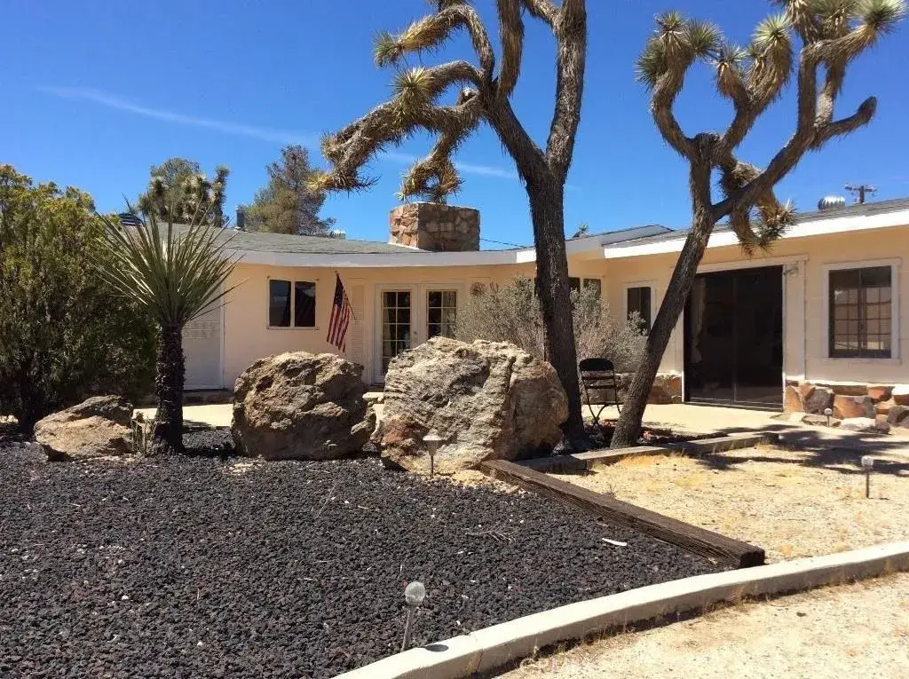 7978 Joshua Ln, Yucca Valley, CA 92284 - #1
