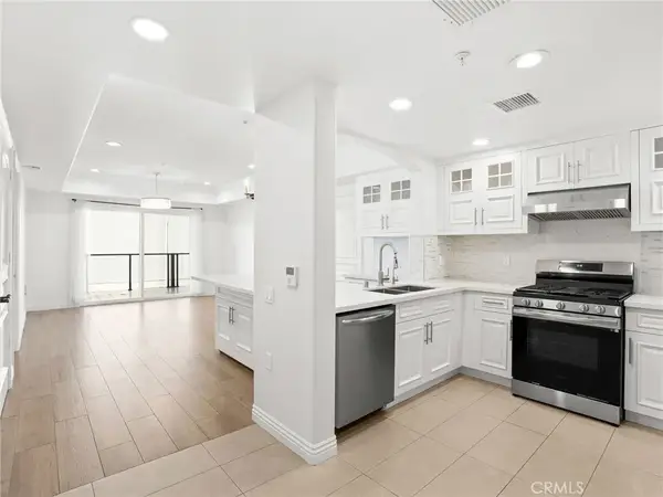 1598 Long Beach #214, Long Beach, CA 90813