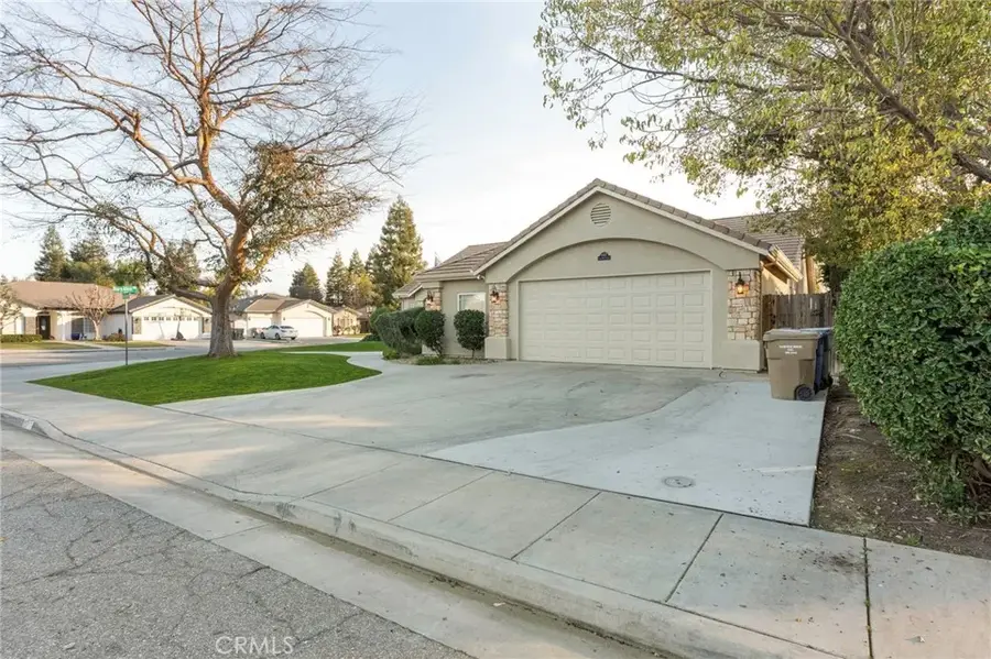 9317 Leslie Deann Court, Bakersfield, CA 93312 - #3