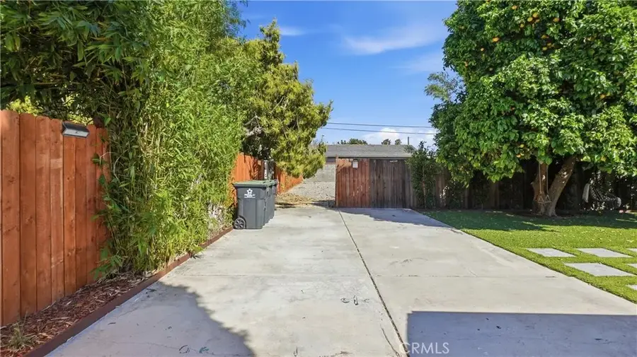 215 N Mcclay, Santa Ana, CA 92701 - #3