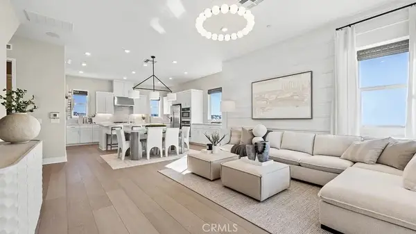 828 Sonia, Irvine, CA 92618