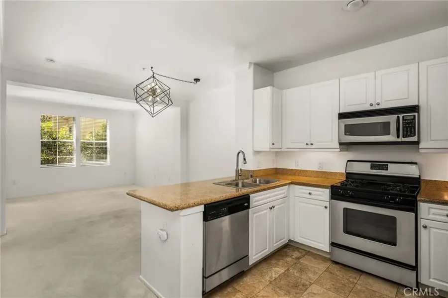 3202 Watermarke, Irvine, CA 92612 - #3