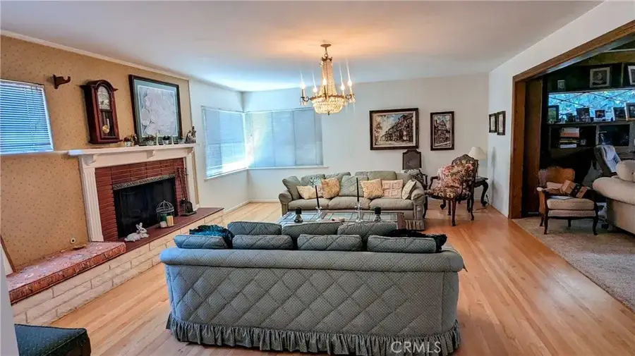 1404 N Mountain Ave, Claremont, CA 91711 - #3