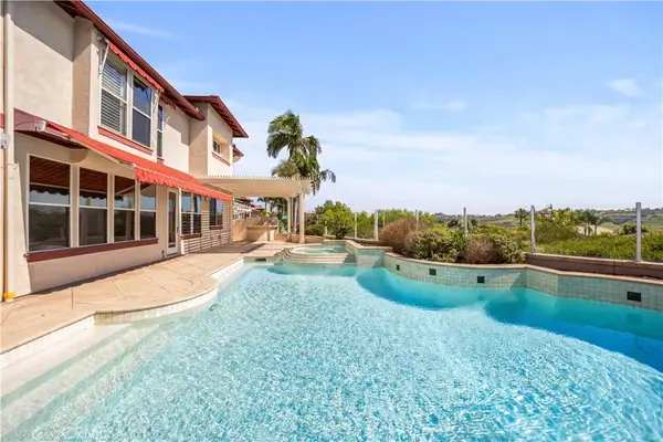 10 Salermo, Laguna Niguel, CA 92677