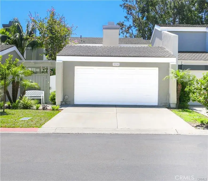 19742 Oceanaire Circle, Huntington Beach, CA 92648 - #1