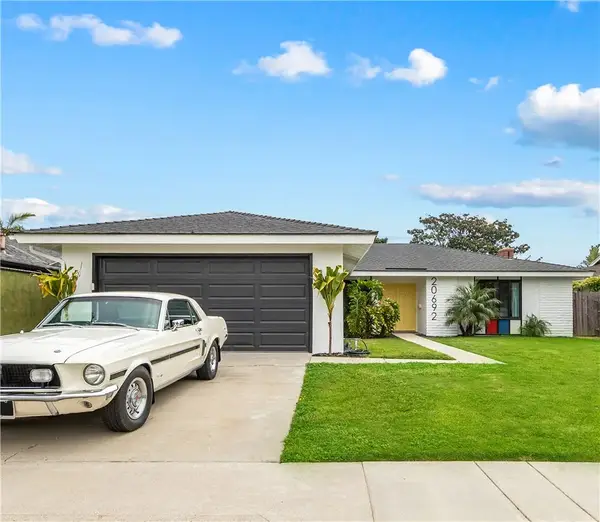 20692 Kelvin, Huntington Beach, CA 92646