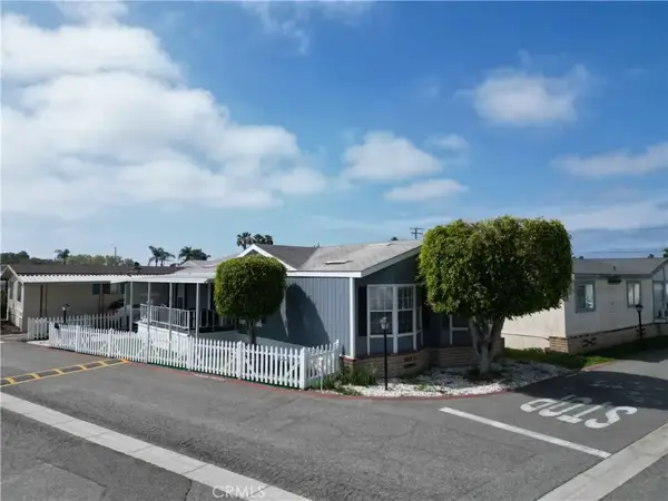 6301 Warner #88, Huntington Beach, CA 92647