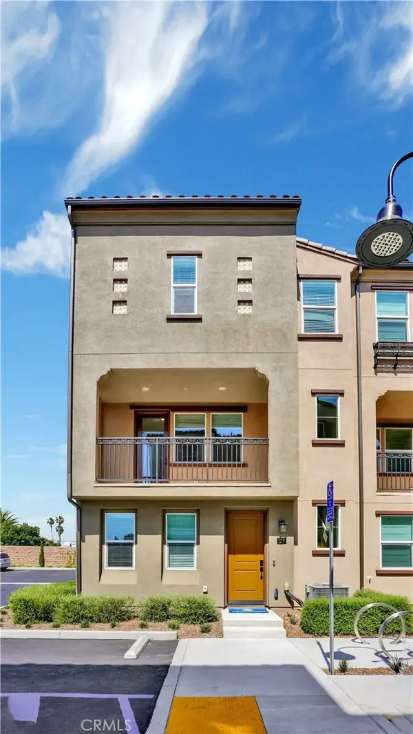 2211 W Orange #21, Anaheim, CA 92804