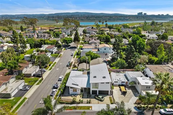 2398 Redlands Drive, Newport Beach, CA 92660