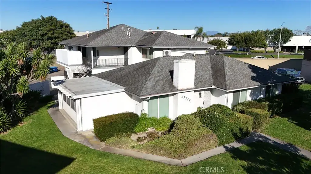 16752 Bardon Lane, Huntington Beach, CA 92647 - #1