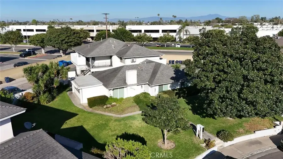 16752 Bardon Lane, Huntington Beach, CA 92647 - #3