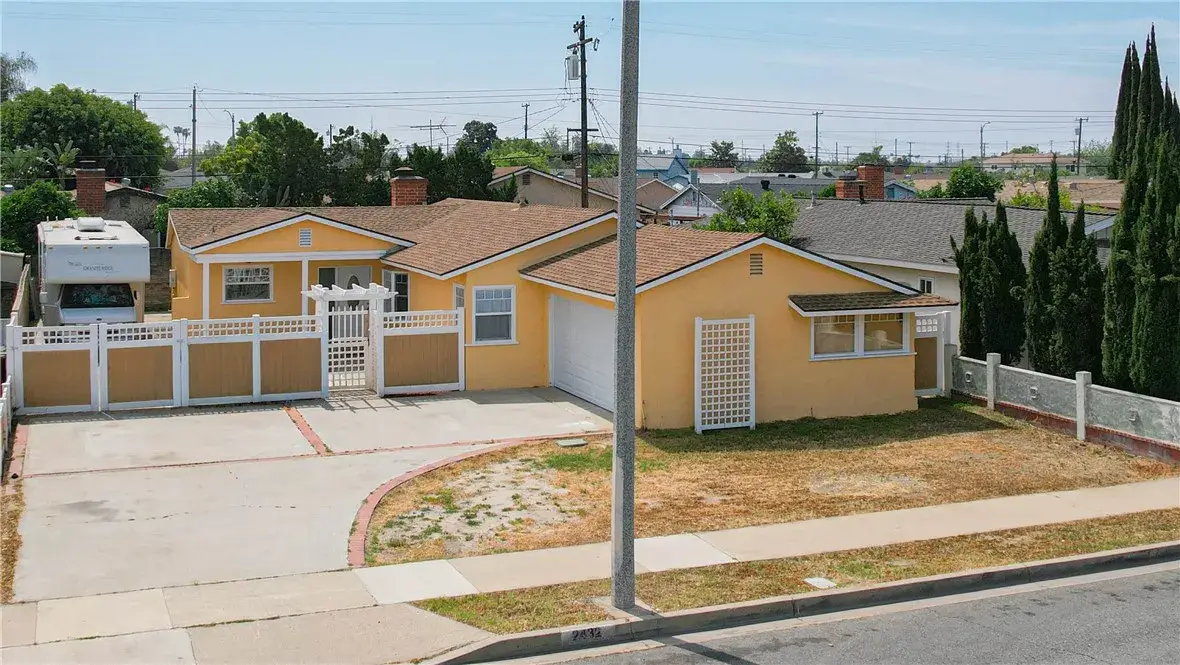 2432 W Rainbow Avenue, Anaheim, CA 92801 - #1
