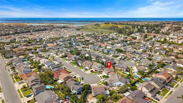 17081 Pleasant, Huntington Beach, CA 92649