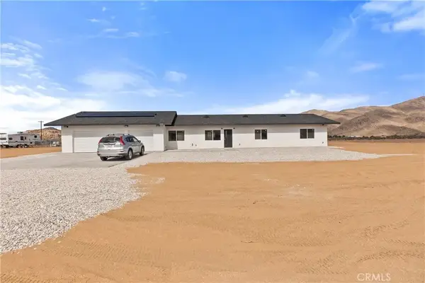 11725 Lagartijo Drive, Apple Valley, CA 92308
