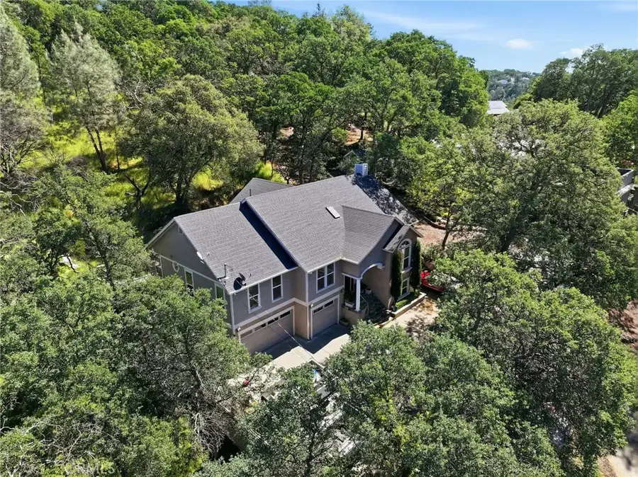 19370 Park Ridge, Hidden Valley Lake, CA 95467 - #2