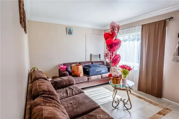 12127 216th, Hawaiian Gardens, CA 90716