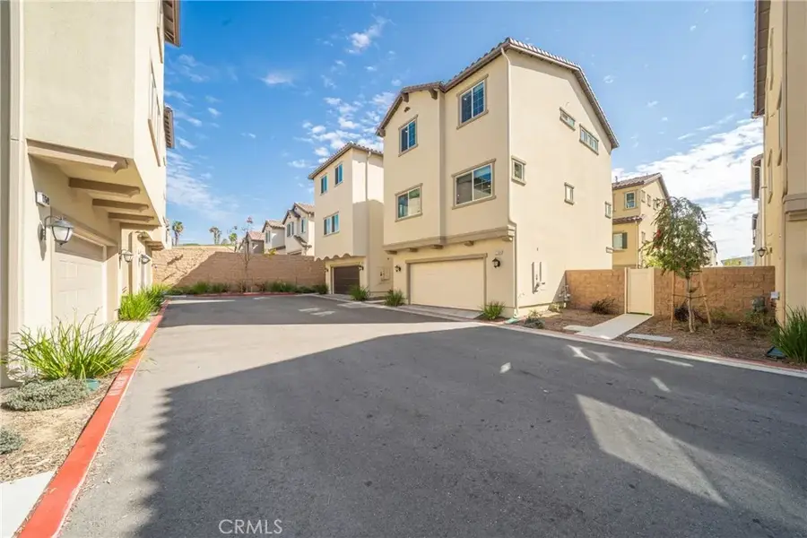 27658 S Heartwood Drive, San Pedro, CA 90732 - #2