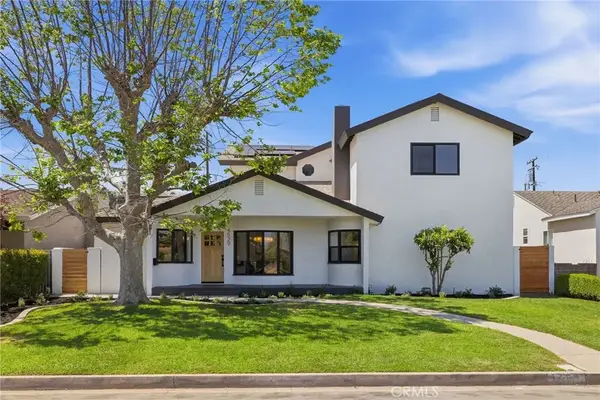 4529 Pepperwood Avenue, Long Beach, CA 90808