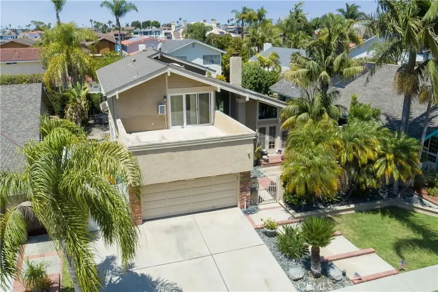 16591 Wanderer Lane, Huntington Beach, CA 92649 - #2