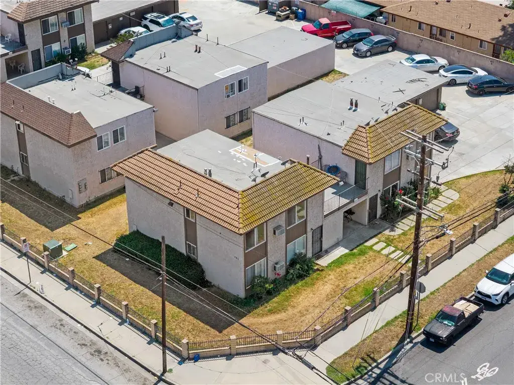 669-,687,651 Weber St., Pomona, CA 91768 - #1