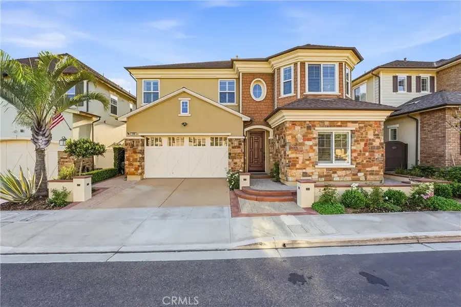 17491 Oakbluffs Lane, Huntington Beach, CA 92649 - #2