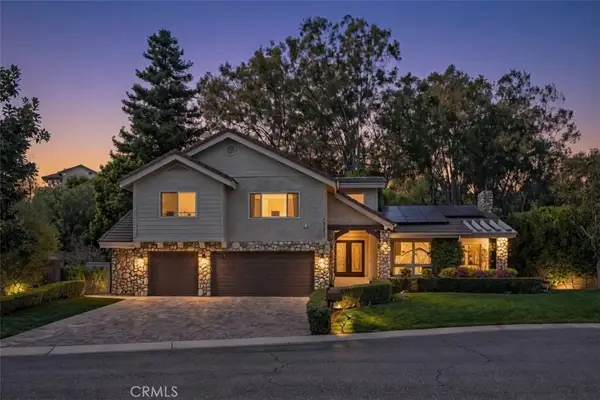 27215 Stagewood Court, Laguna Hills, CA 92653