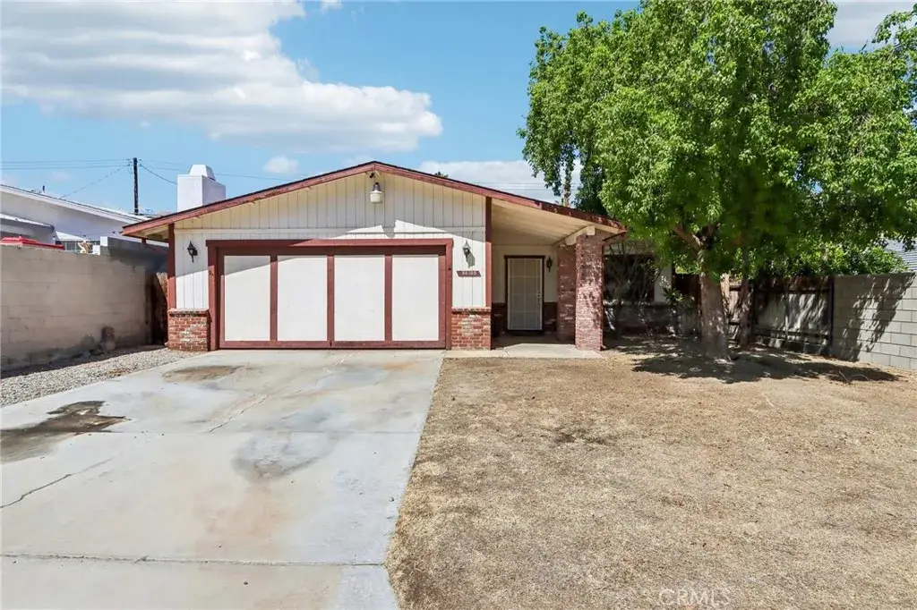 54105 Avenida Mendoza, La Quinta, CA 92253 - #1