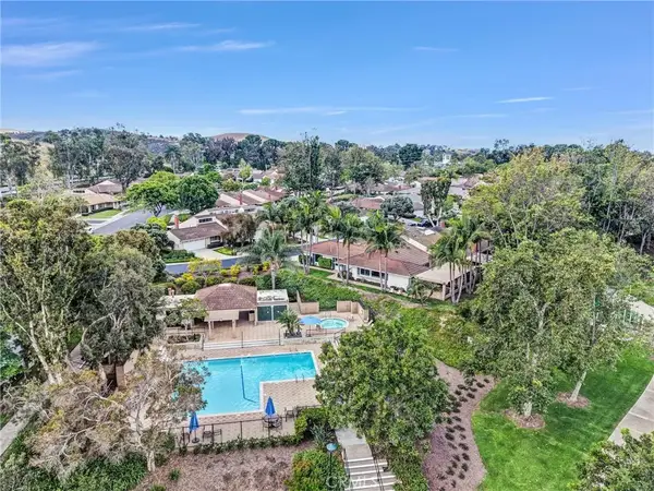 2 Featherwood, Irvine, CA 92612