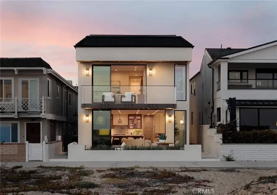 1123 E Balboa, Newport Beach, CA 92661 - #2