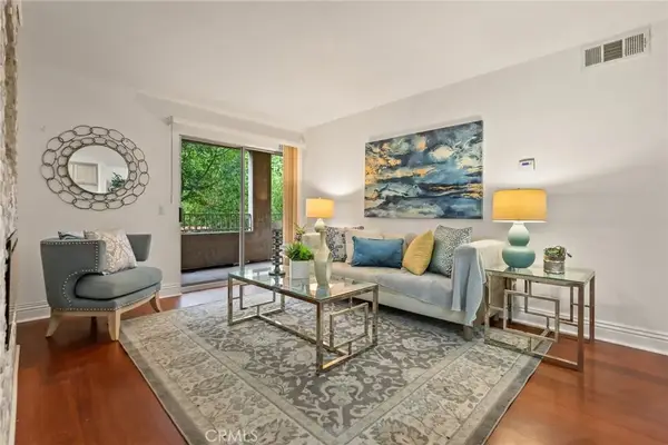 2550 San Gabriel Way #202, Corona, CA 92882