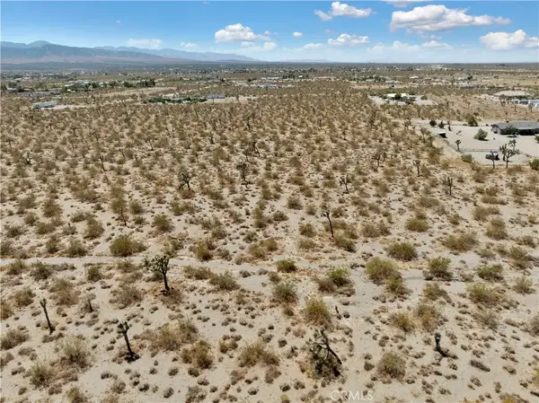 2 Wintergreen Rd, Pinon Hills, CA 92372