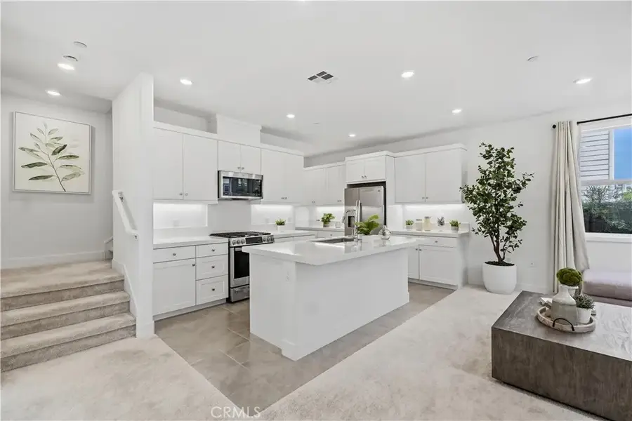 208 Yerba, Irvine, CA 92618 - #3