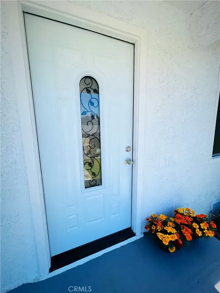 10372 Mariposa, South Gate, CA 90280 - #3