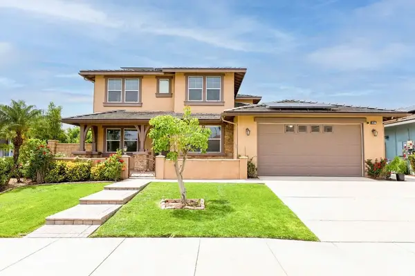 6877 Thistle Street, Eastvale, CA 92880